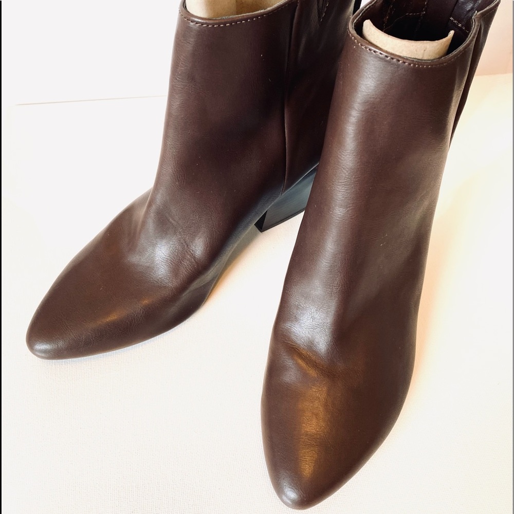 A New Day Ankle Boot Bootie Shoe Women 8.5 Chocolate Brown Faux Leather Zip NWOT
